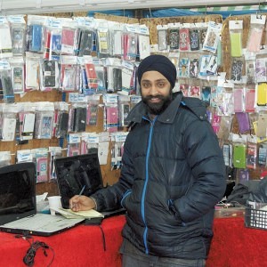 Mr Singh of Phones Clinic Grays Market
