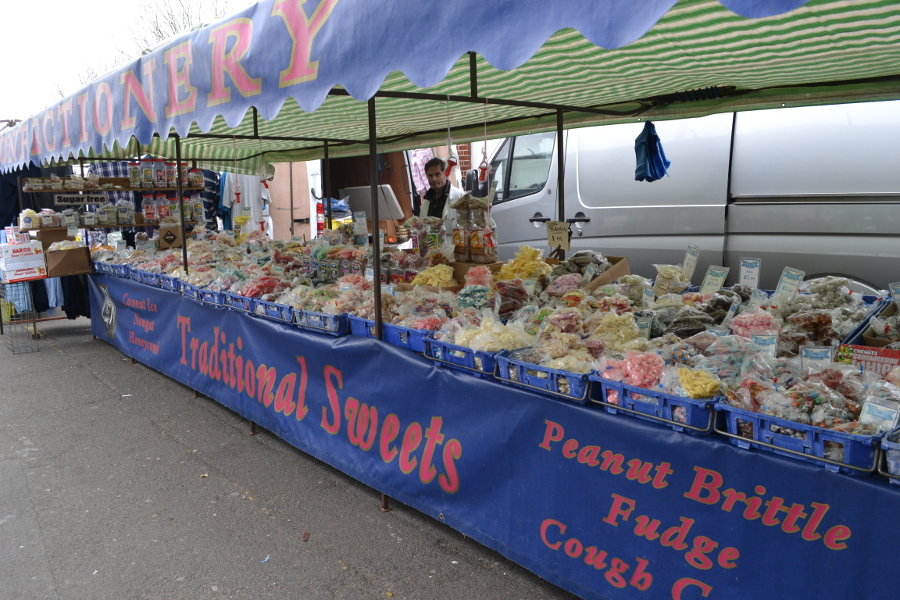 Kempton Park Racecourse Market